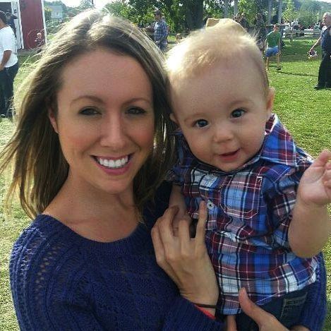 flight attendant keeps baby happy