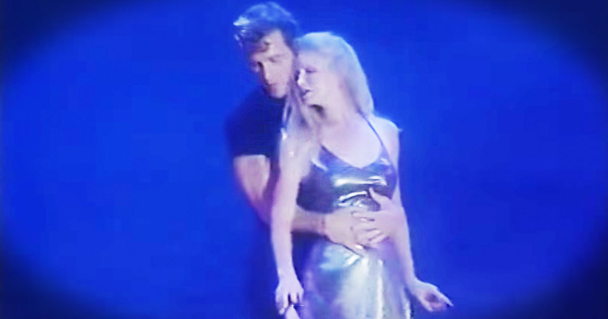 Before Dancing With The Stars There Was This Patrick Swayzes Touching Dance With His Wife Wow 