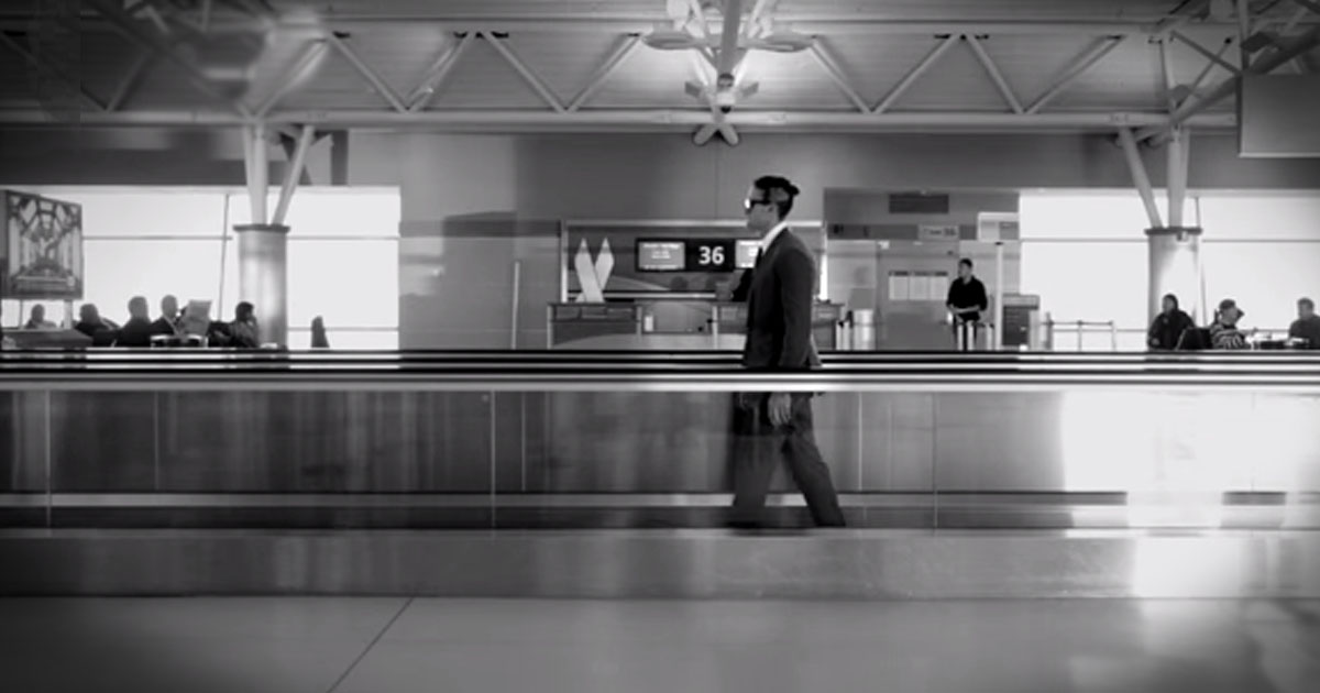 On the go on the move. Go the wrong way. The moving sidewalks - Flash (1969)