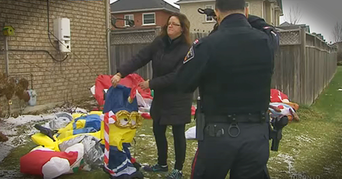 Neighbors Come Together To Help Woman After Her Christmas  