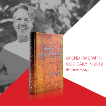 The Daily God Book: Through the Bible in 365 Days—A Bird's-Eye View of the Bible in a Year