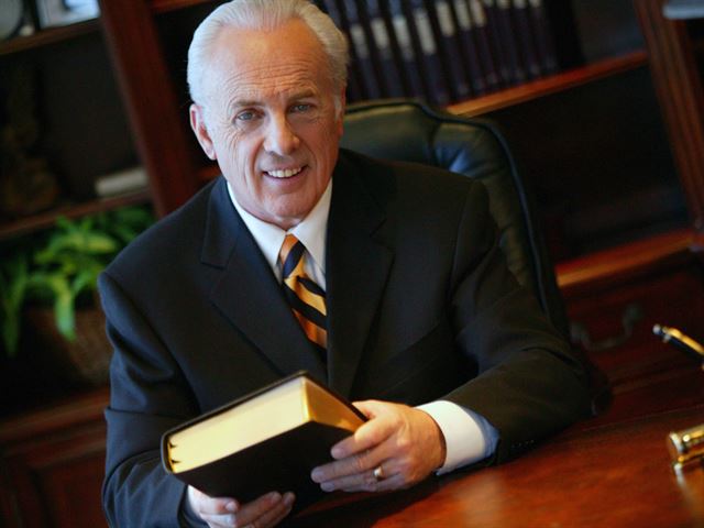 john macarthur jet tour thru revelation