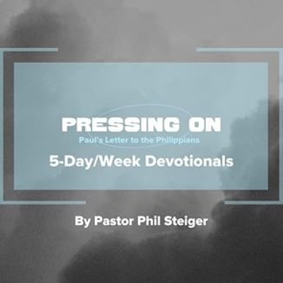 Philippians: Pressing On: A Devotional 